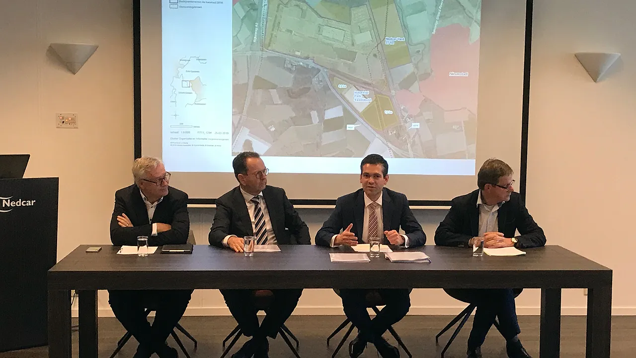 vdl nedcar meekelsvan vuuren van den akker en meuwissen