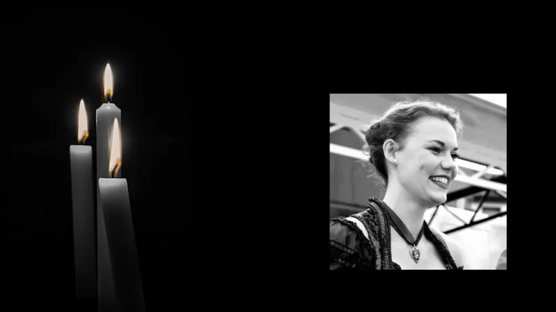 veerle savelkoul in memoriam drie kaarsen en zwarte achtergrond