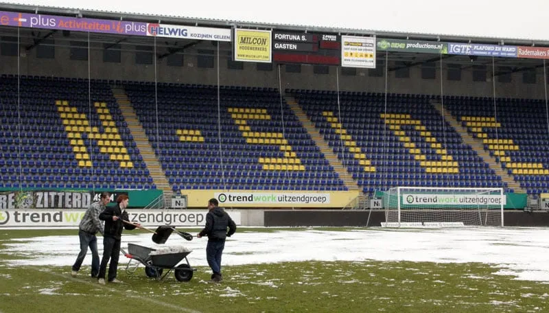 veld sneeuwvrij maken fortuna sittard