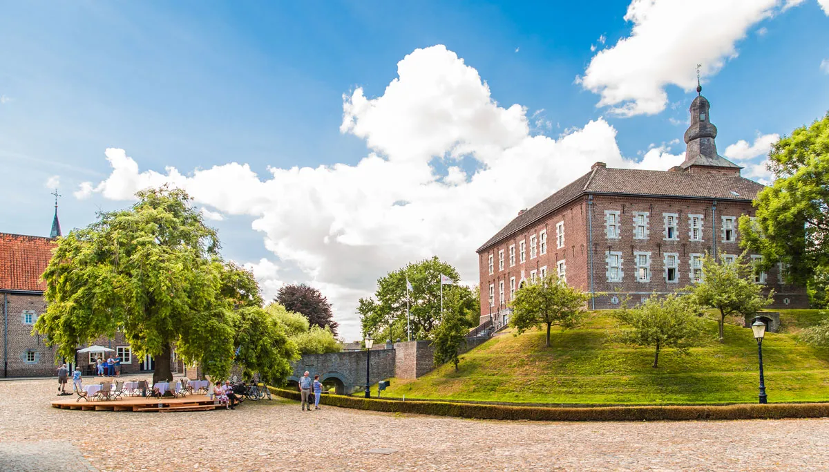vergaderburcht kasteel limbricht