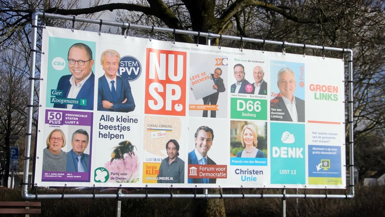 verkiezingsbord bij stadhuis in sittard