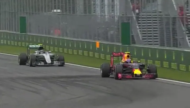 verstappen achtervolgd door rosberg gp canada