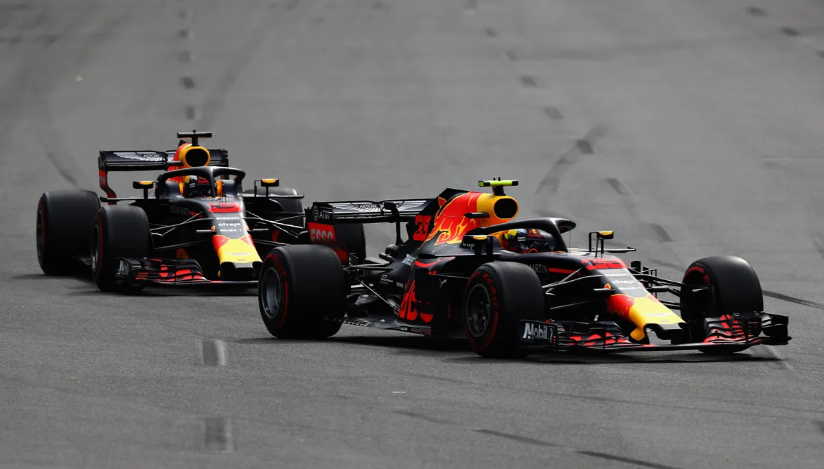 verstappen en ricciardo in baku ap 1vgvaeaeh2111 news