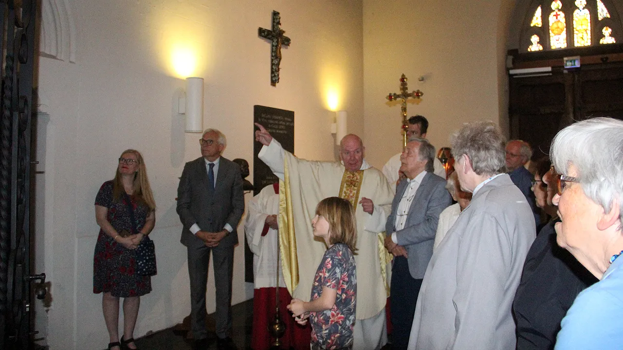 videoscherm oksaal 1