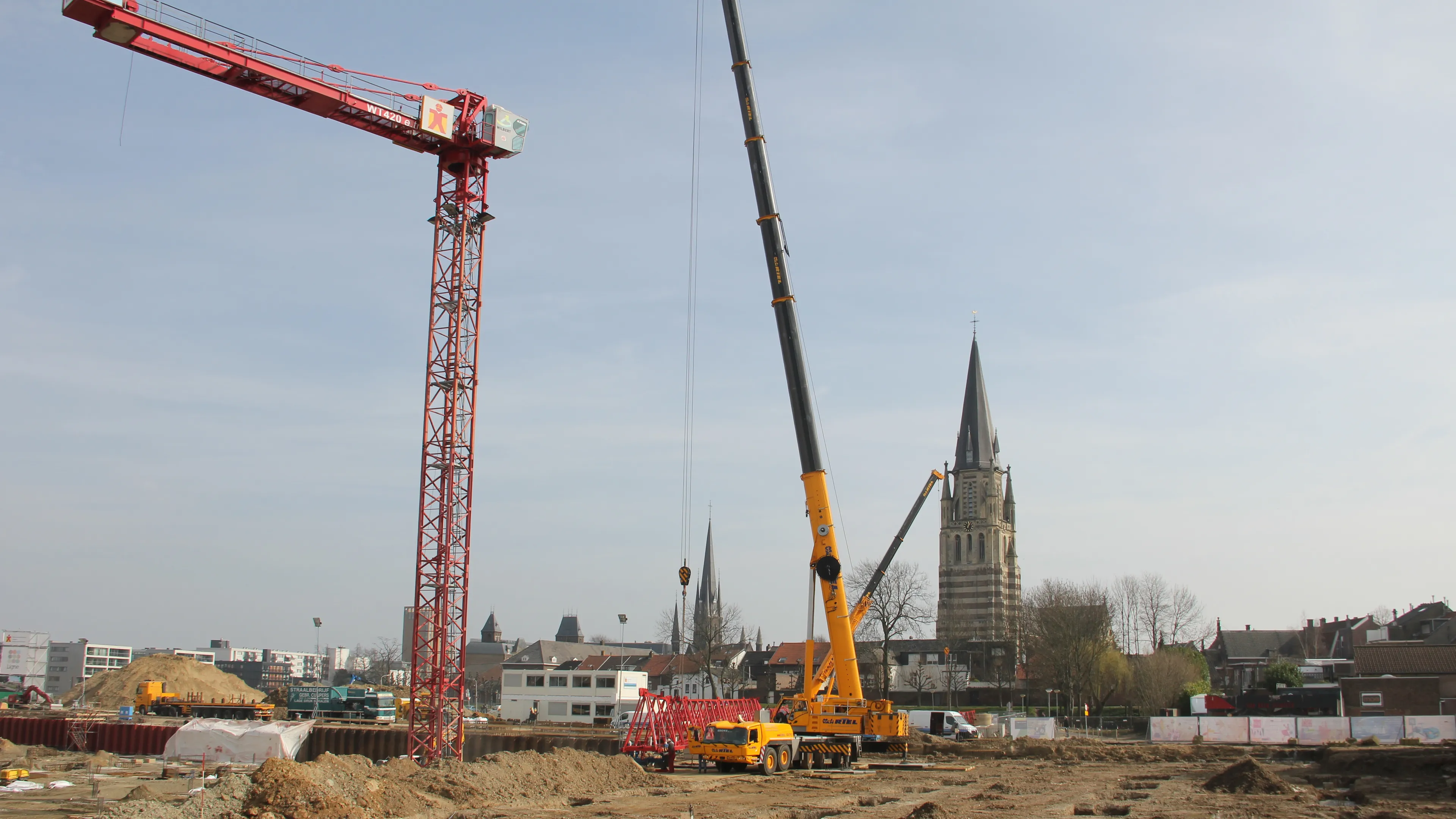 vl2ke455252qydxlkwimz4blc 7 maart eerste bouwkraan 1