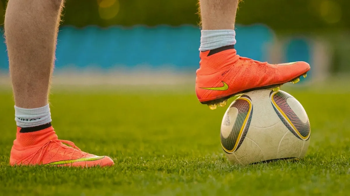 voet op voetbal