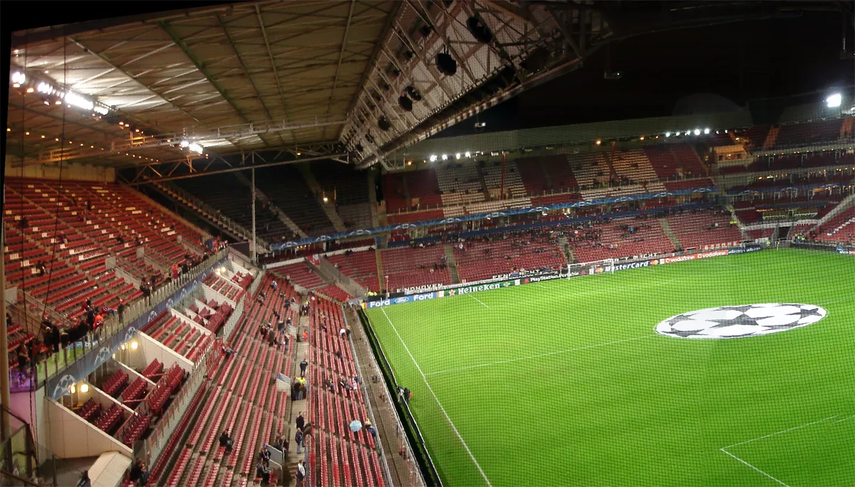 voetbalstadion psv tarao cc by sa 30