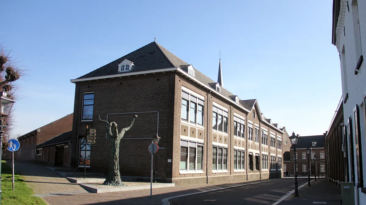 voormalige petrusschool deken tijssenstraat sittard