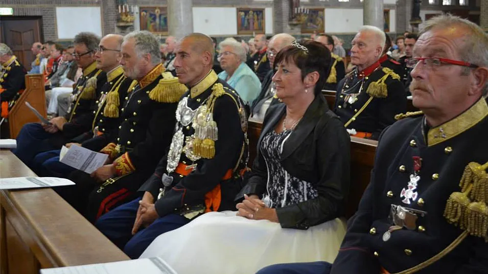 vqnojvi26977iihnvyxg8a1uo bt schuttersmis 1