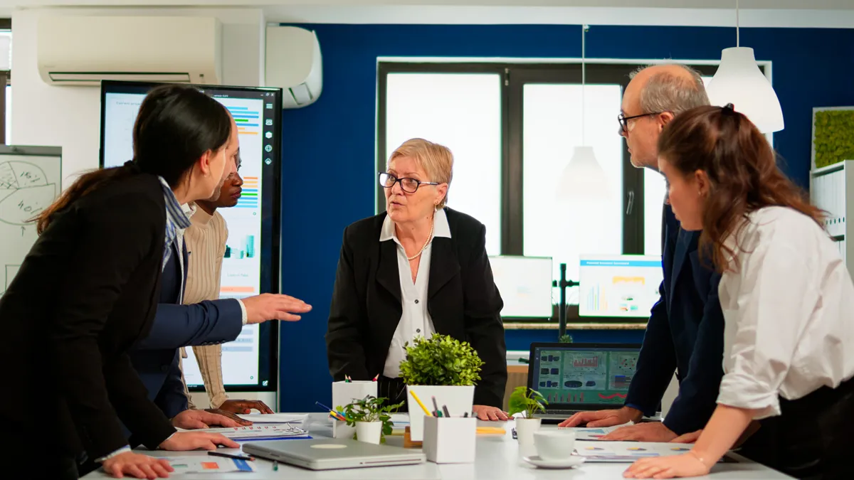 vrouw directie vergadering