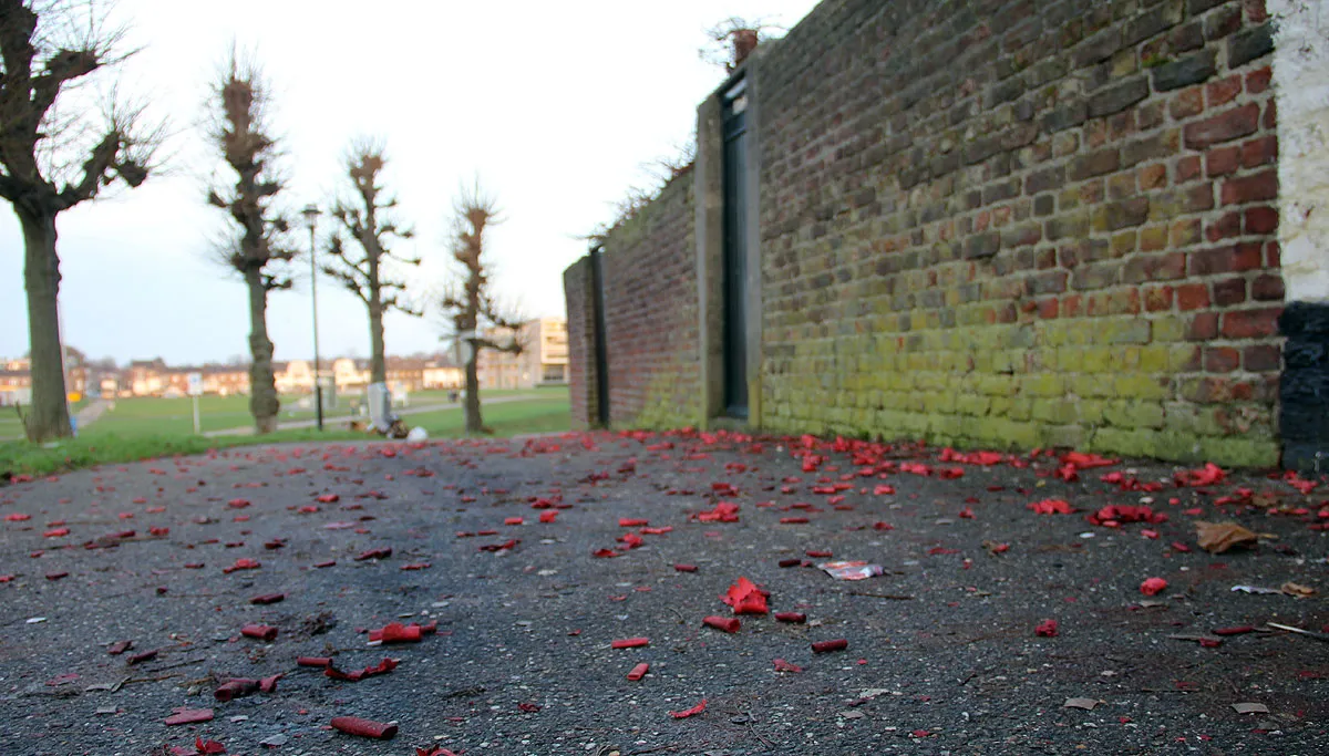 vuurwerk troep 2014 2015 begijnenhofwal