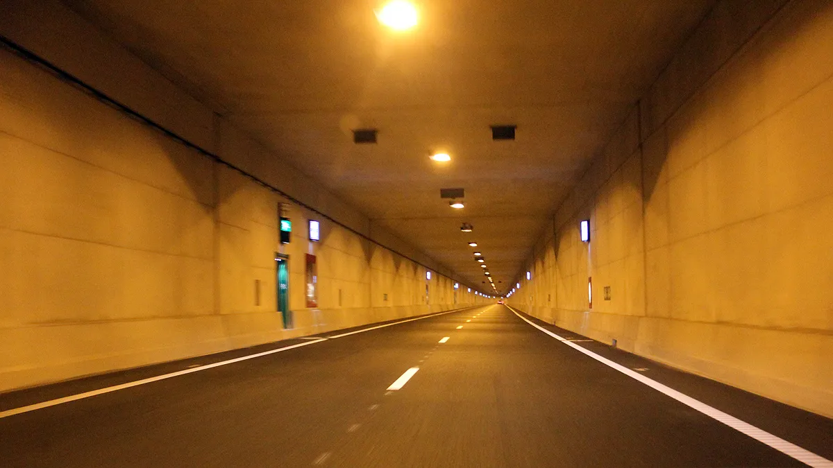 wa tunnel maastricht