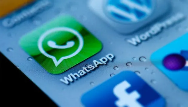 whatsapp facebook sam azgor cc by 20 flickr9344676230 55dbffe0f0 z