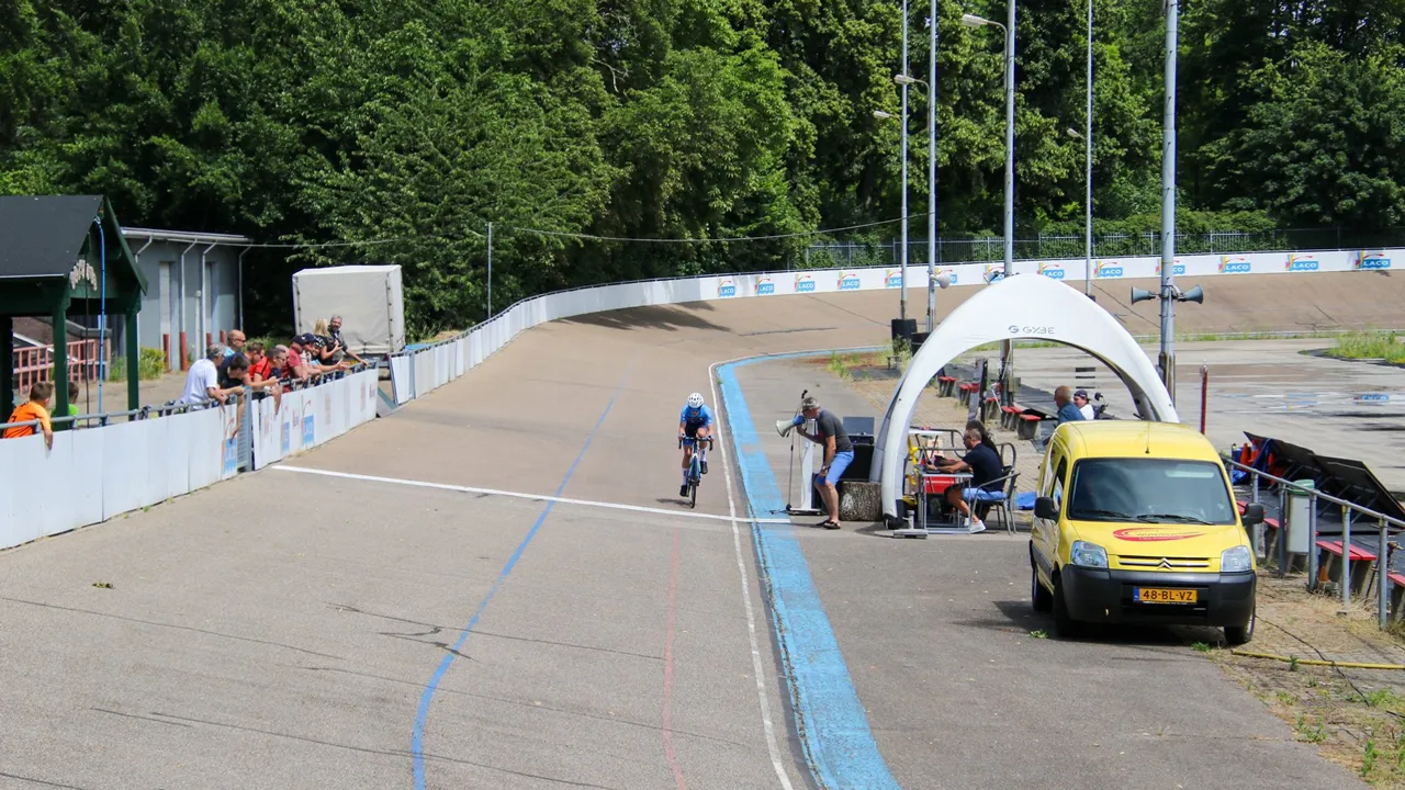 wielerbaan geleen sem maessen foto andre majewski