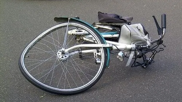 x2zl6qyis27877r7fe9kyl2rl fietser aangereden in sittard