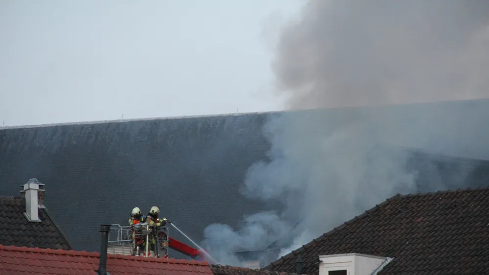 x8n5wp6qhxi1eme85yzy3c3oz brand oude markt 7