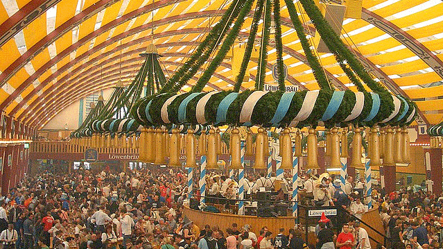 xz88bds5pfyaaoyvtebxsw76d munchen 2005