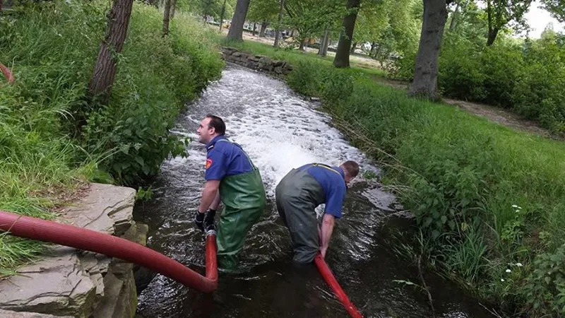 ybh29w4grot5h86nsbh7quhvo badeendenrace wildwaterbaan molenbeek