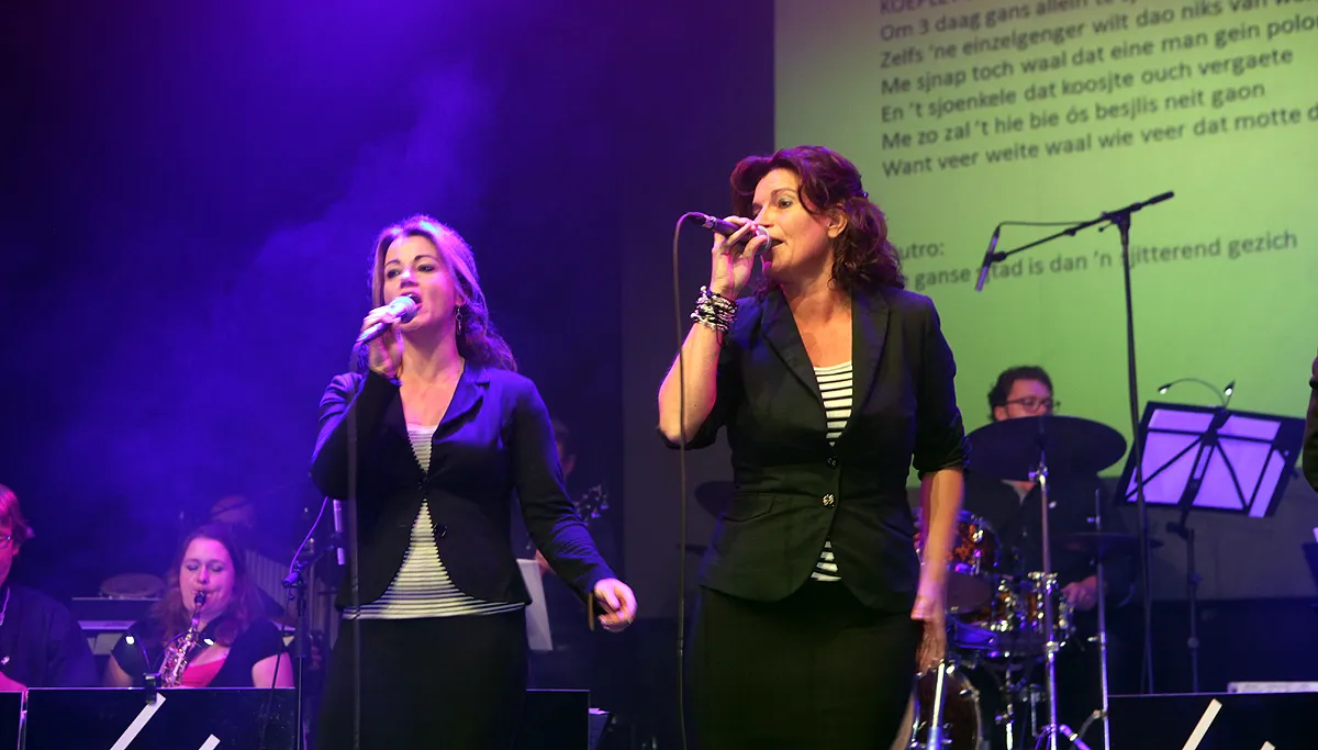 z zvk chrissy monique ton