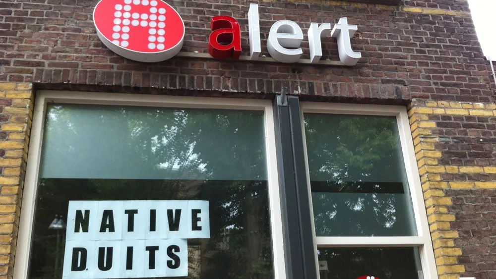 zn8titq2h3cfqp24xagcjb6m7 native duits