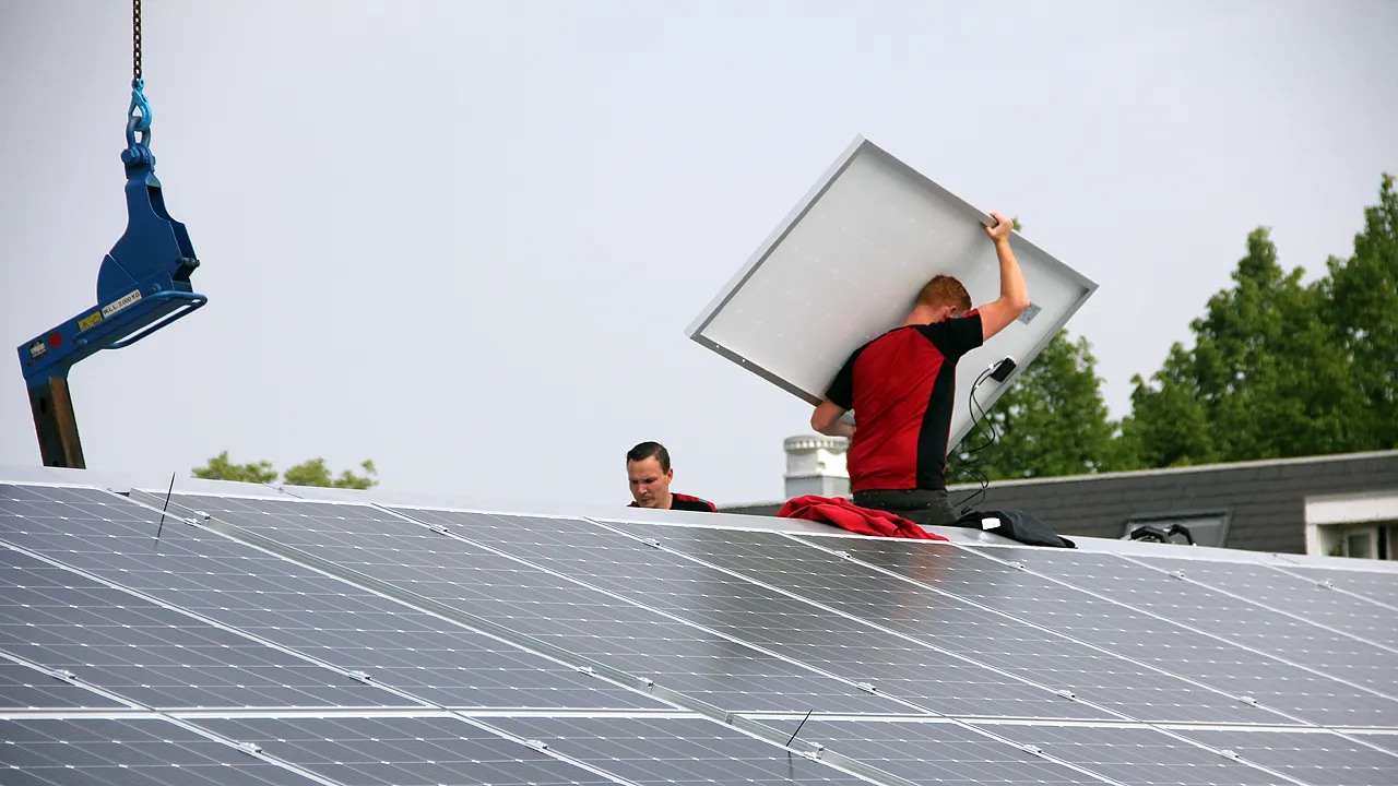 zonnepanelen op daken beursgens 06