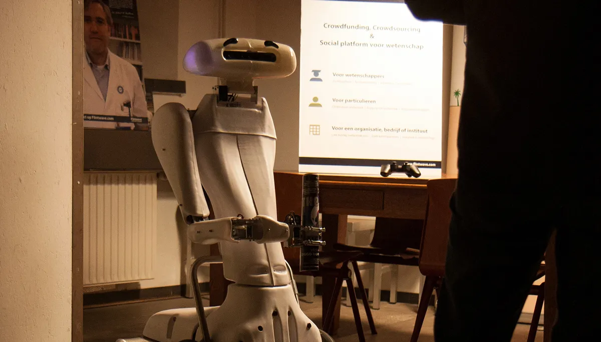 zorgrobot eva kennisland cc by sa 20 via flickr photos kl 8535505371