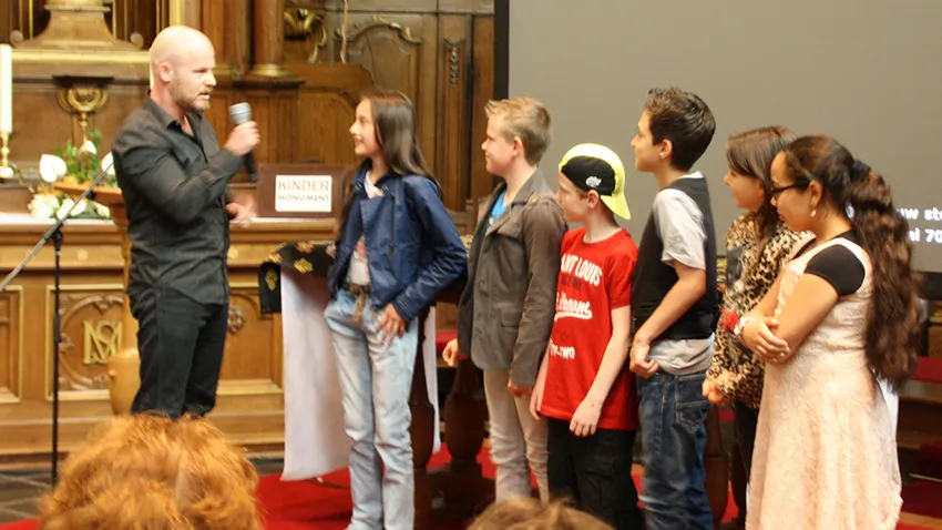 zubuzkzupnftauvgptrptlsjt dodenherdenking 2014 kindermonument