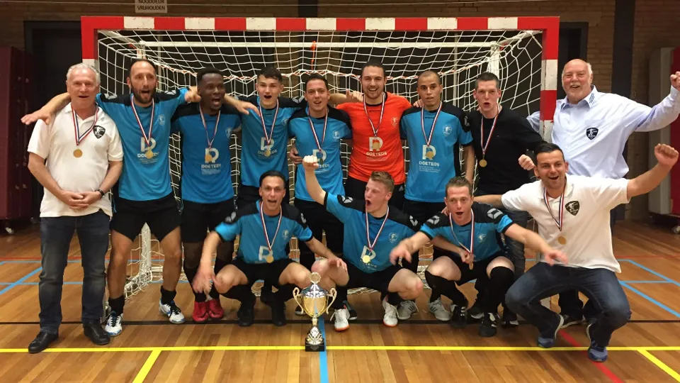 zvvawt gelaen pakt limburgse zaalvoetbalbeker 2019