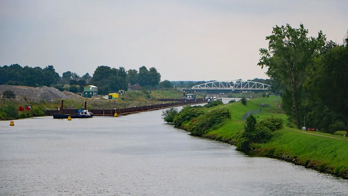 bouwkuip tussen obbicht en berg aan de maas