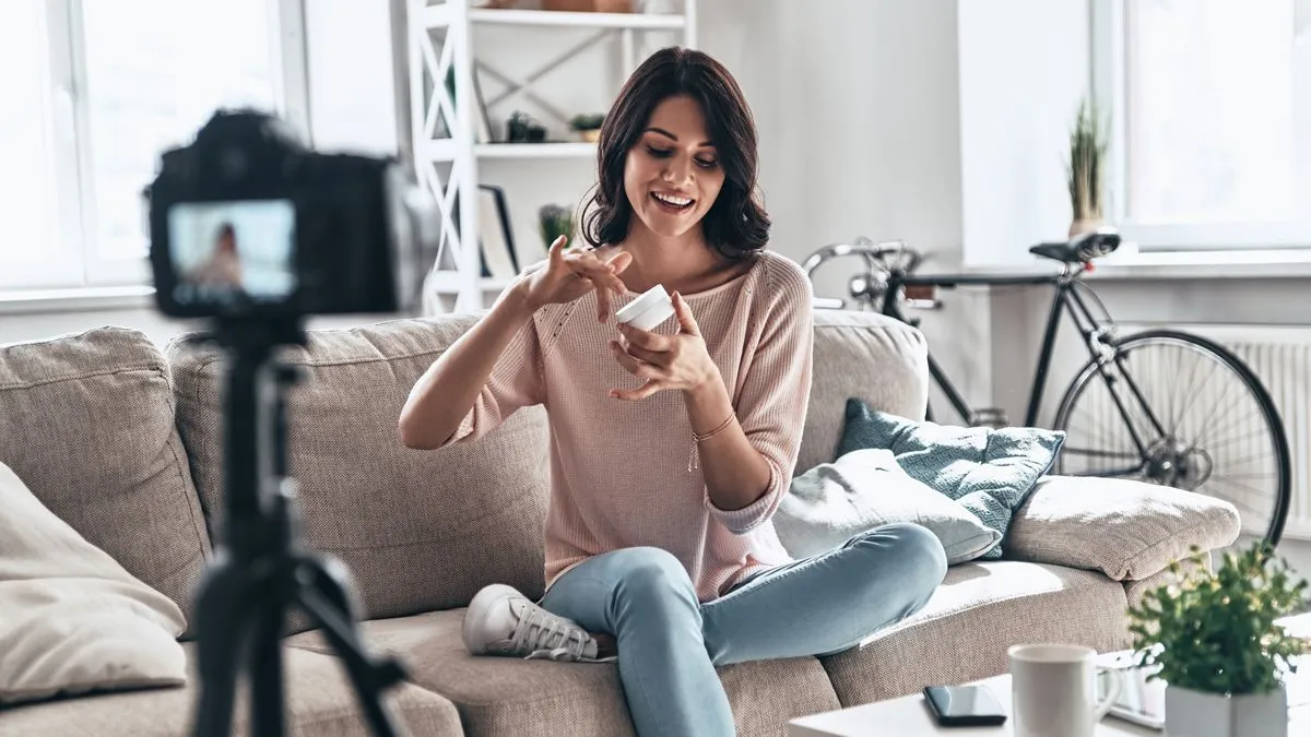 influencer aan het werk