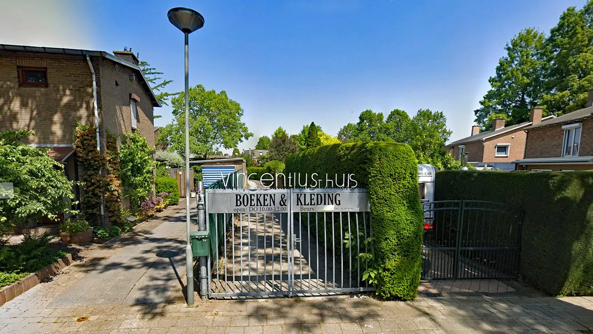 ingang hek winkel vincentiusvereniging