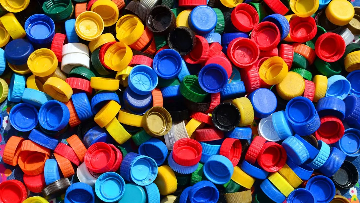 plastic flessendoppen