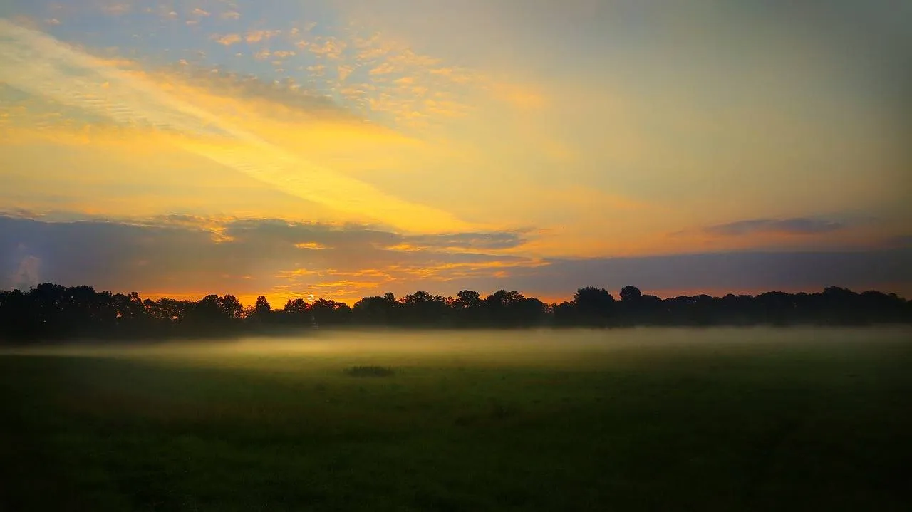 Zonsopgang SimoneVomFeld Pixabay