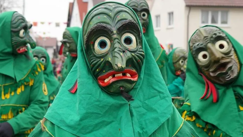 Groen masker Hans Pixabay