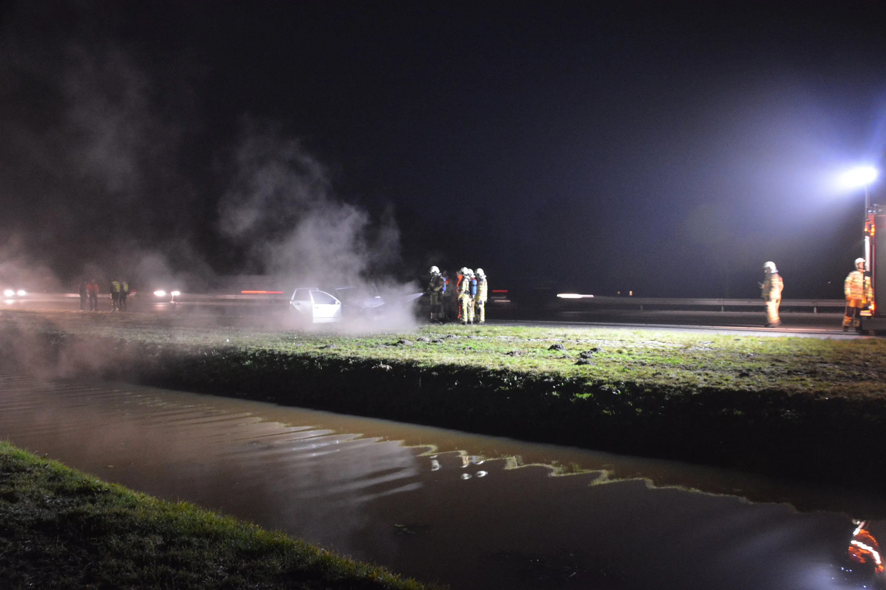 168046 felle autobrand op de a28 bij de lichtmis img 0966