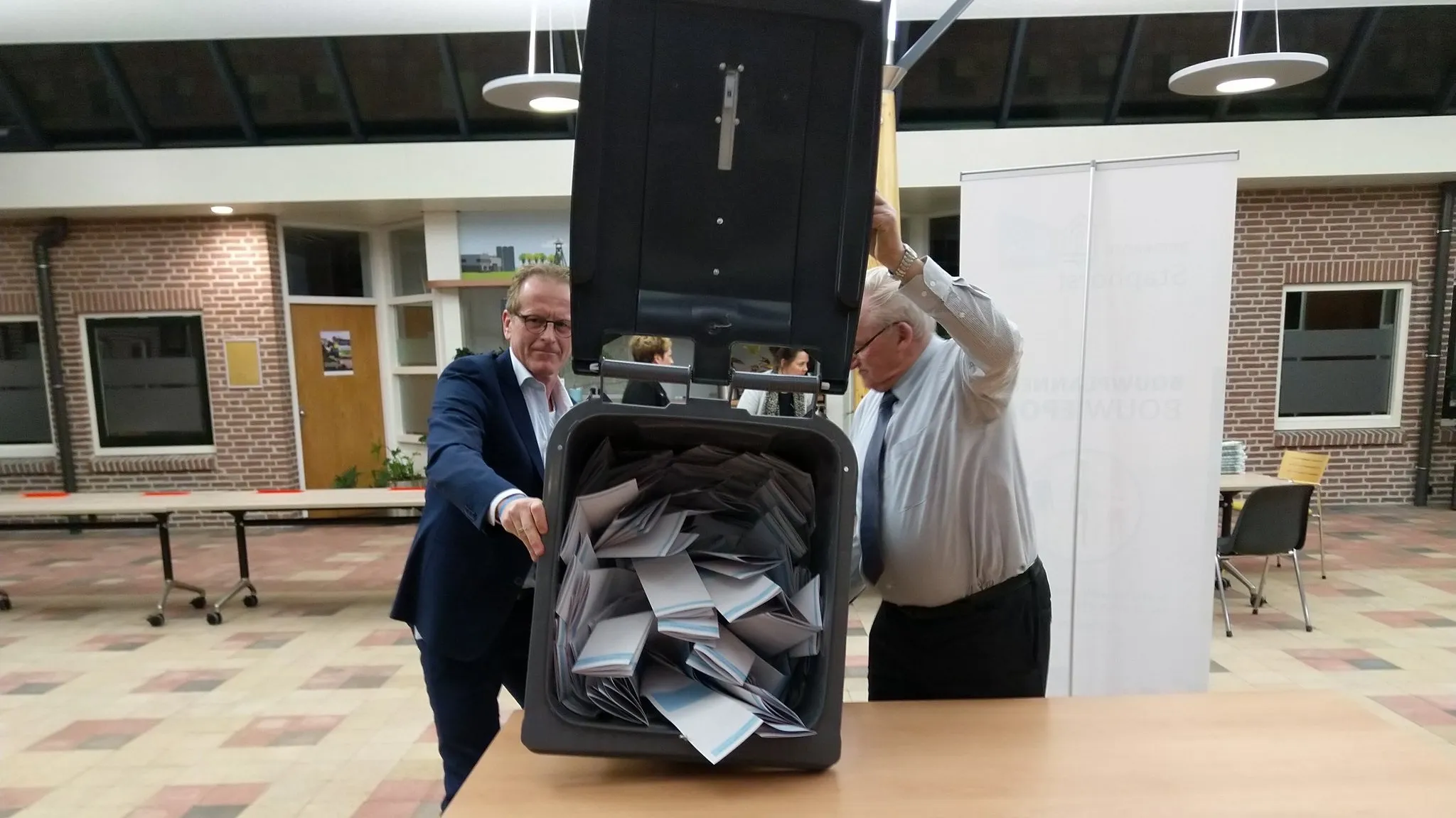de stemmen worden geteld gemeente staphorst