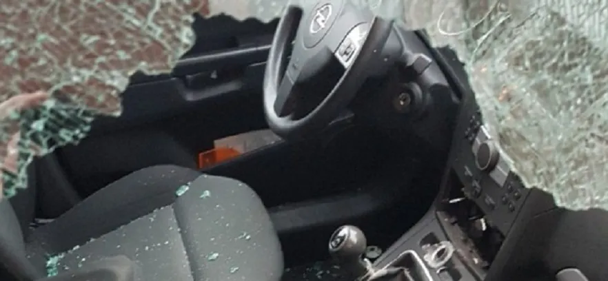 inbraak auto politie