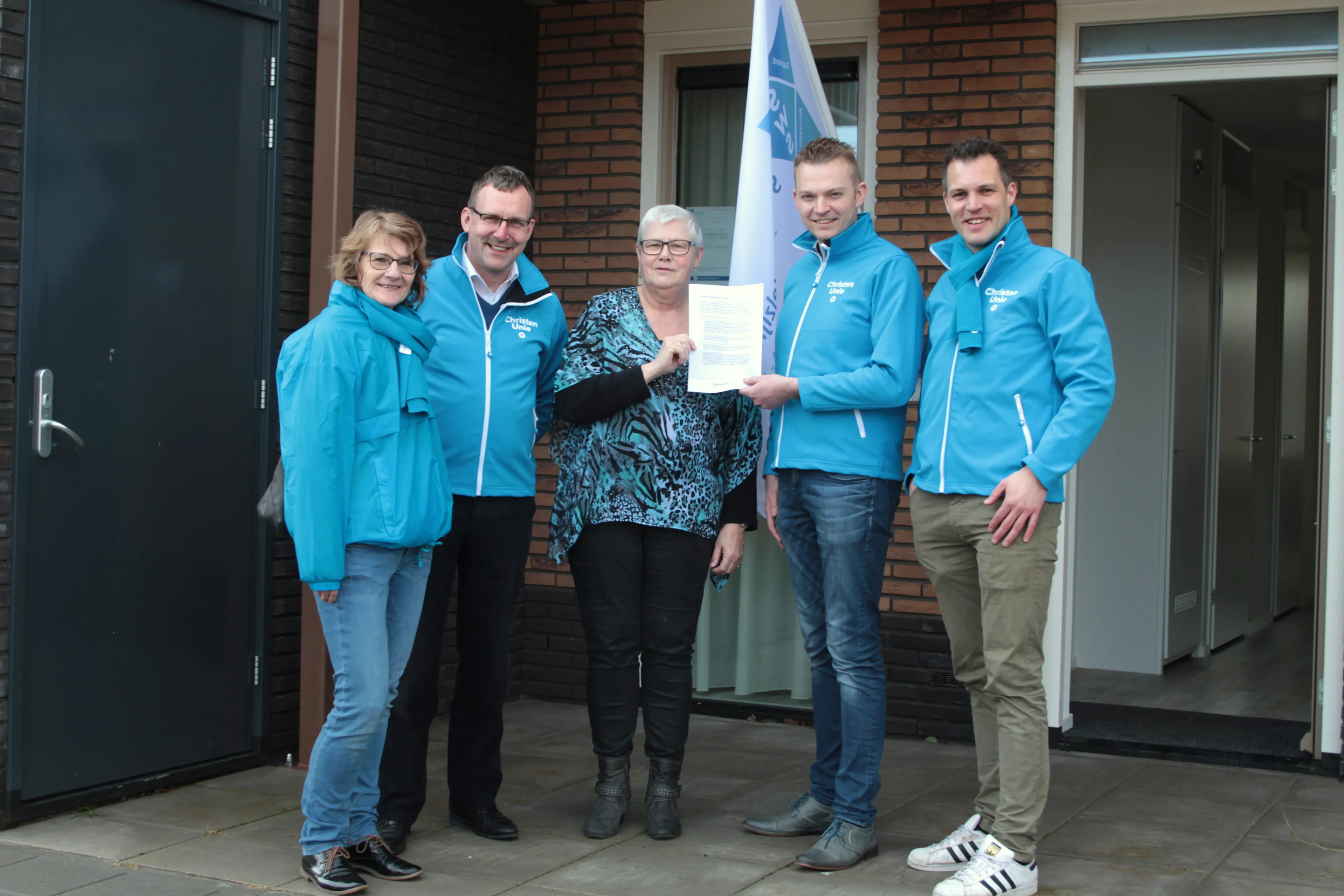 overhandiging actieplan waardig ouder worden