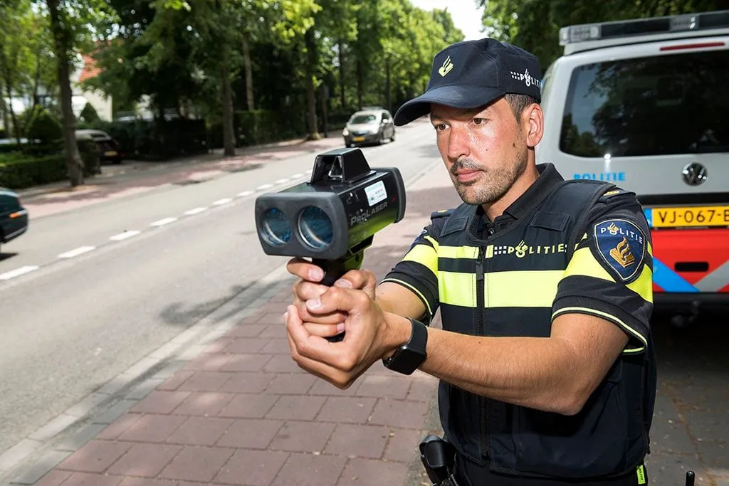 snelheidscontrole politie overijssel