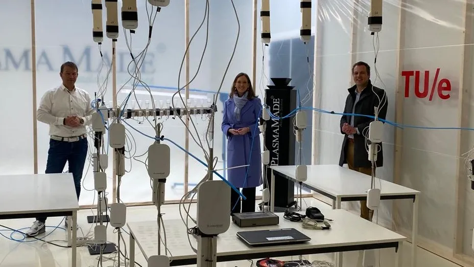 stieneke van der graaf op werkbezoek