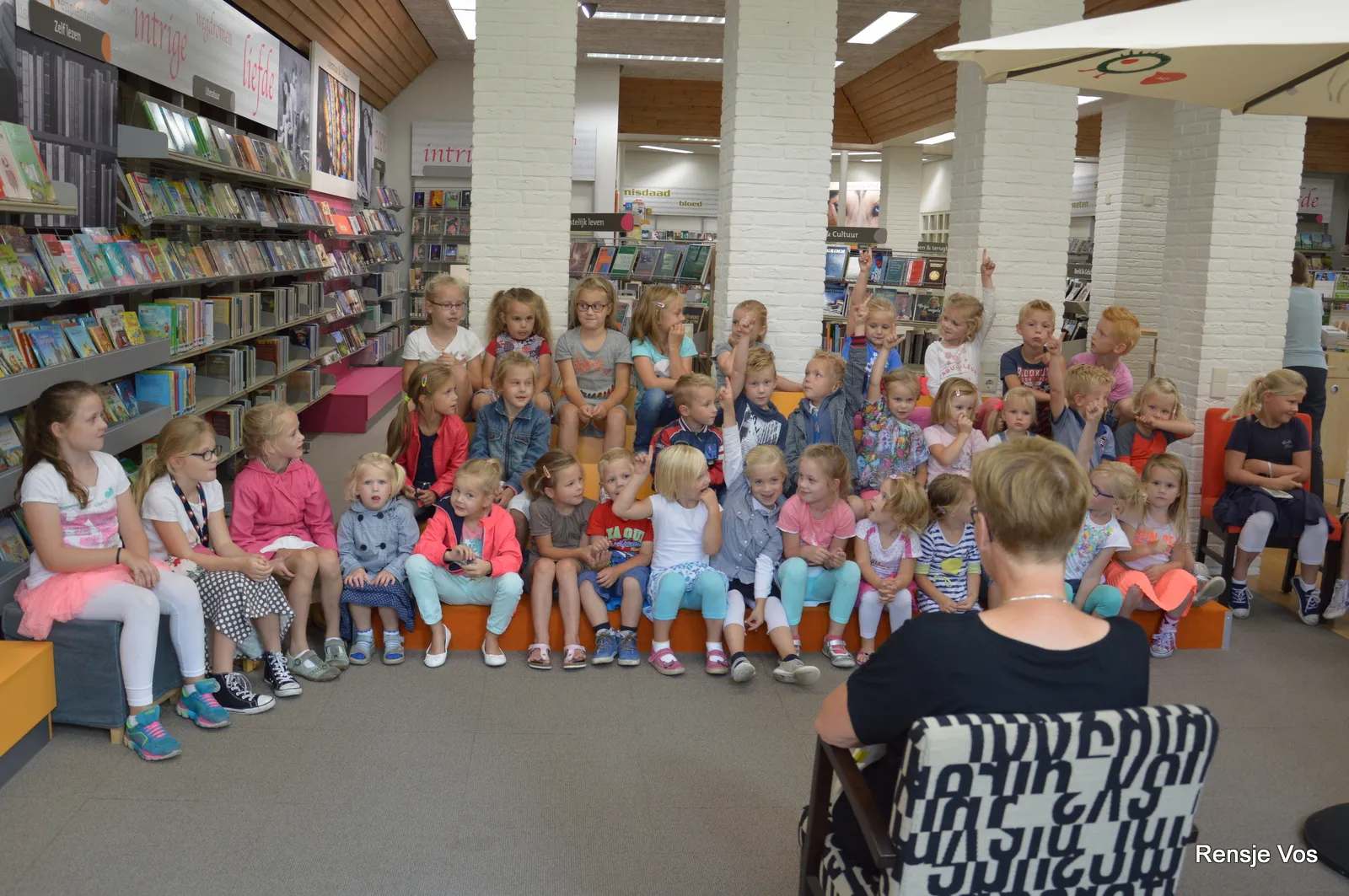 voorleesuurtje bieb staphorst september 2015 tineke hoeve rensje vos 1