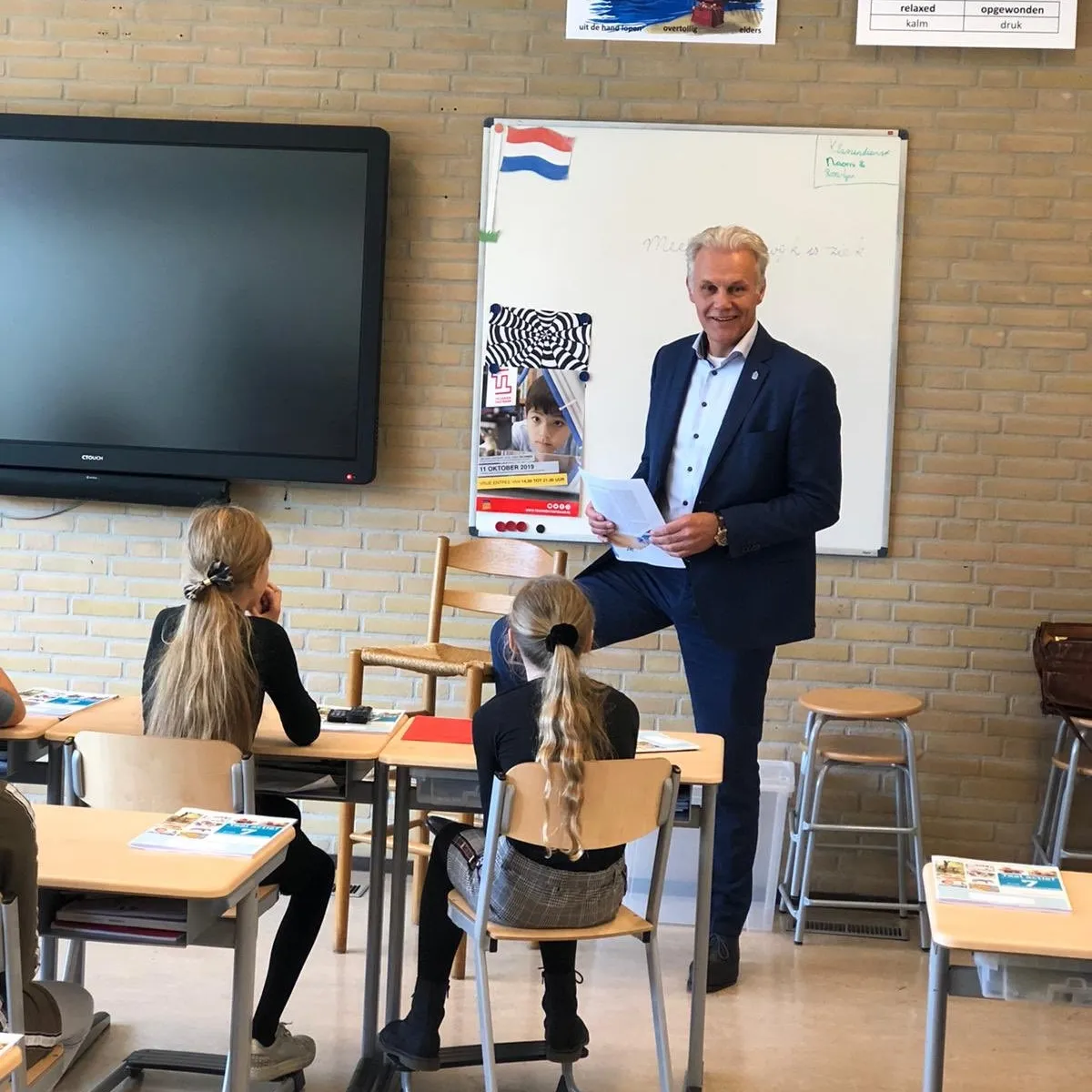 voorlezen lucas mulder in de klas