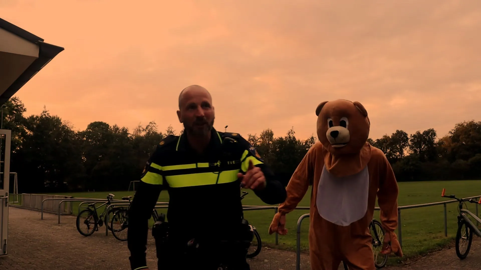 wijkagent beer sjos