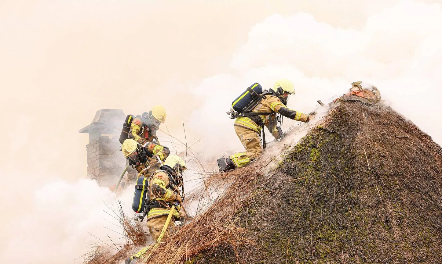 Rieten_dak_brand_1777371132