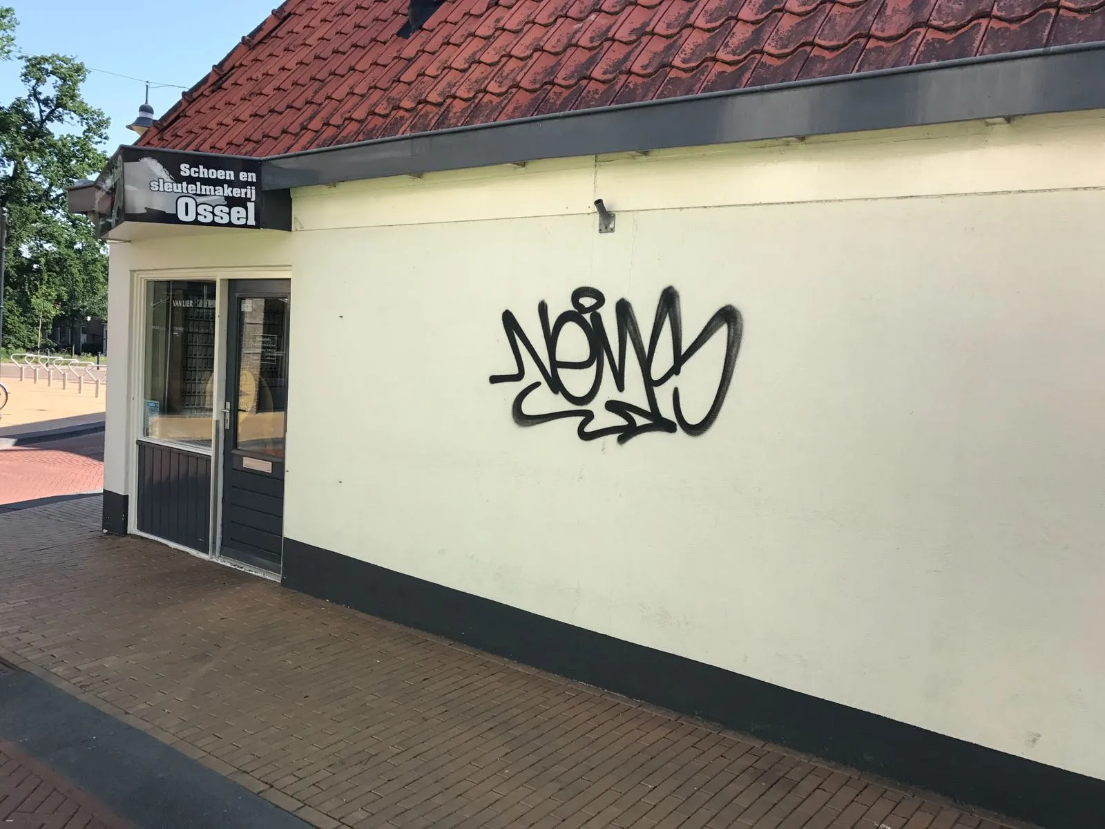 1498f242 9bcd 49b2 bd03 537c5ac4e35c