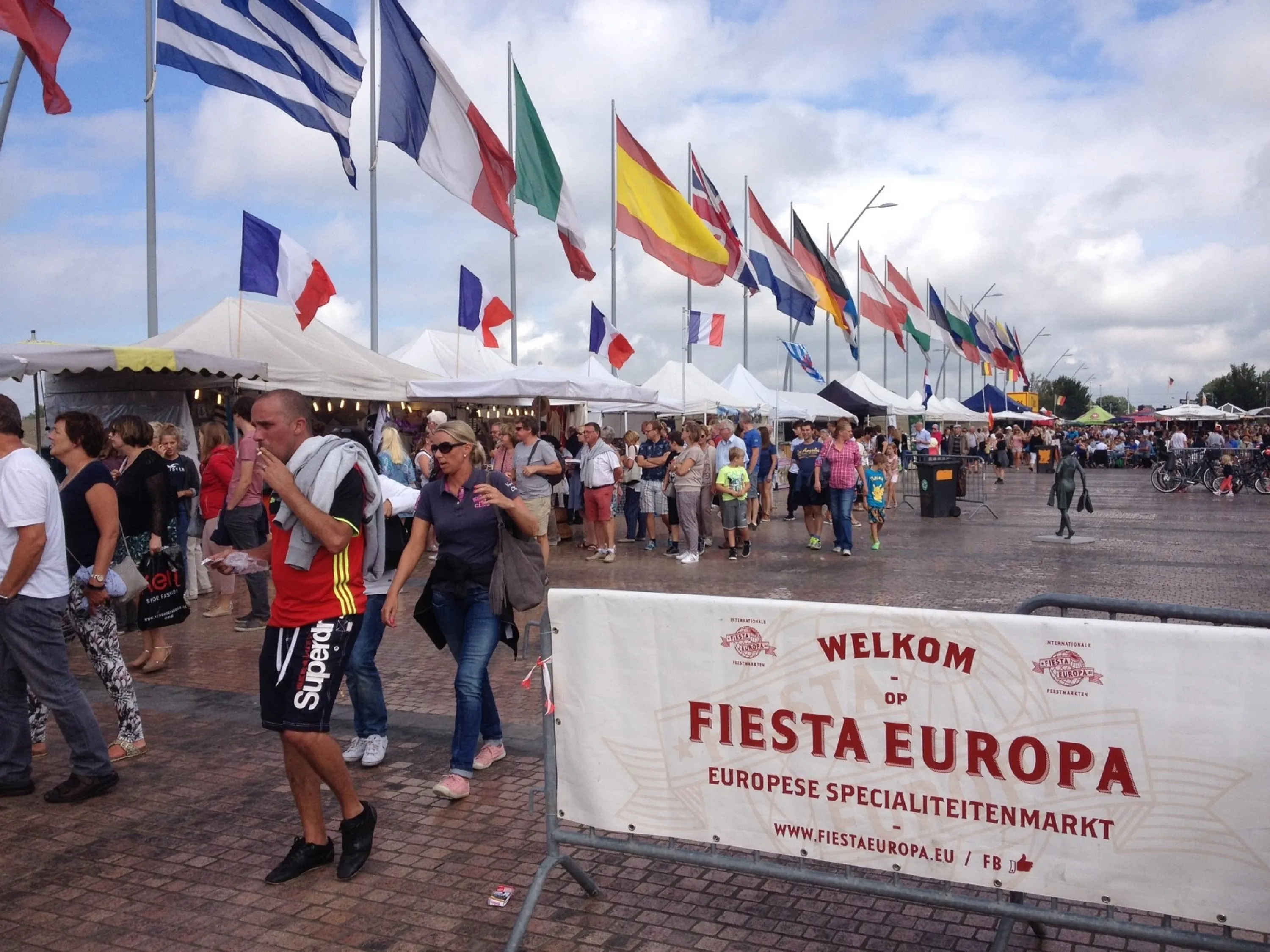 persmap vestingfeest 4 fiesta europa rechtenvrij