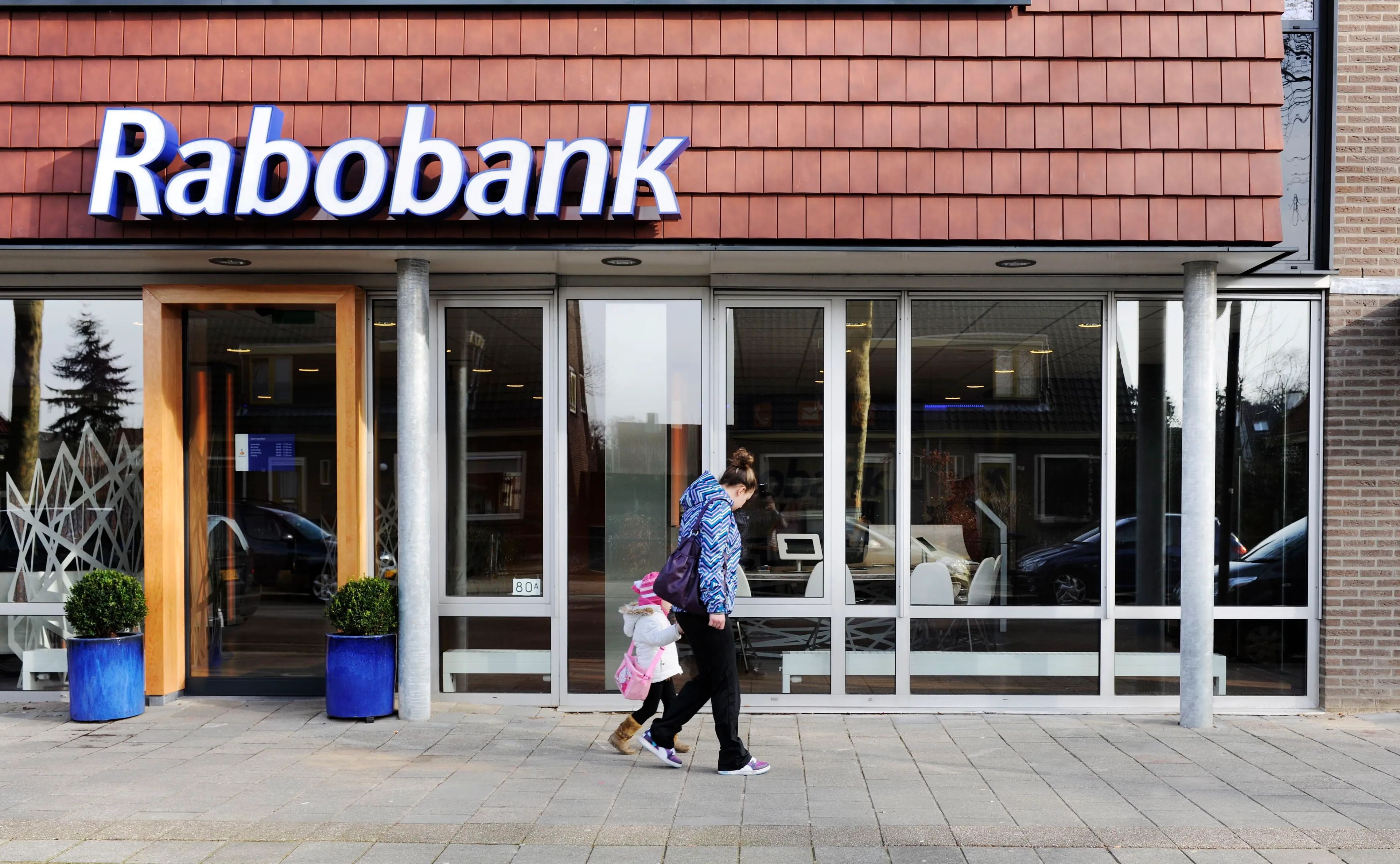 voorzijde lokale rabobank high res