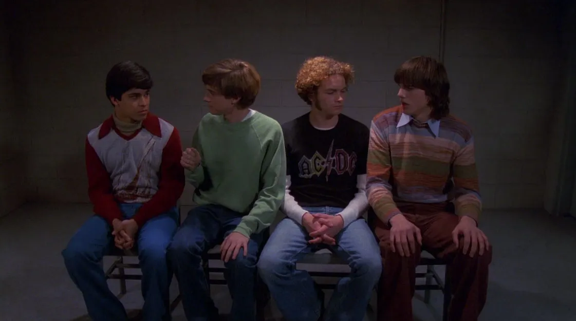 that70sshow1x14acdctshirt