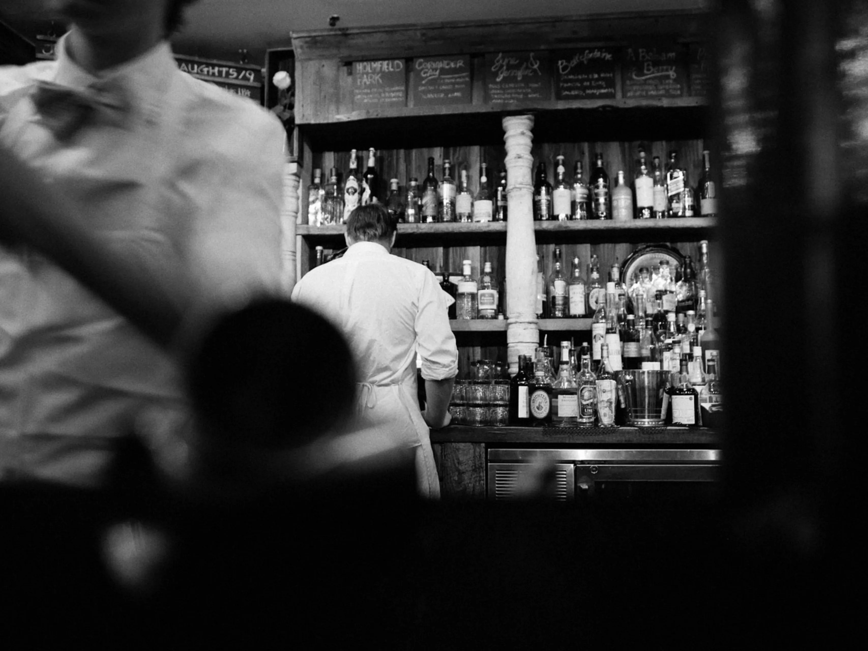 bar