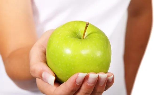 apple 2311 960 720 715x408